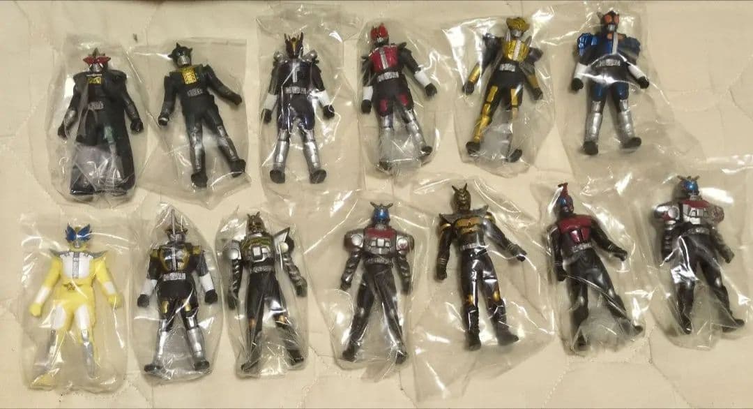 ★激レア　31点セット　未開封　仮面ライダー　ソフビフィギュア　10〜11cm