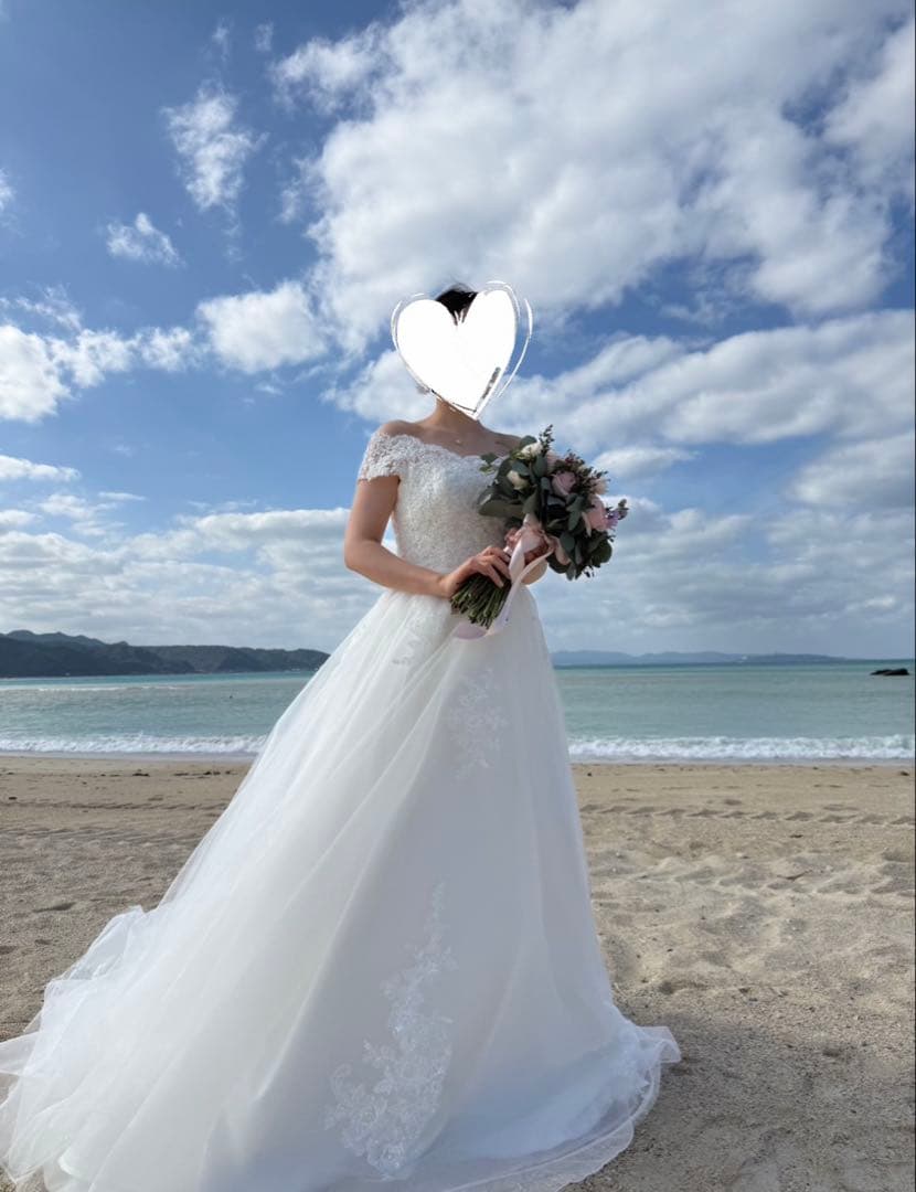 with a white 11号　アールイズウェディング　ボレロ