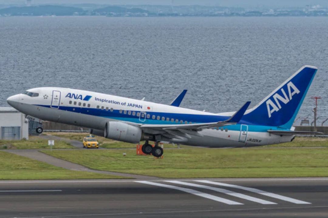 全日本空輸（ANA） Aviationtag ボーイング737-700 コンビ色