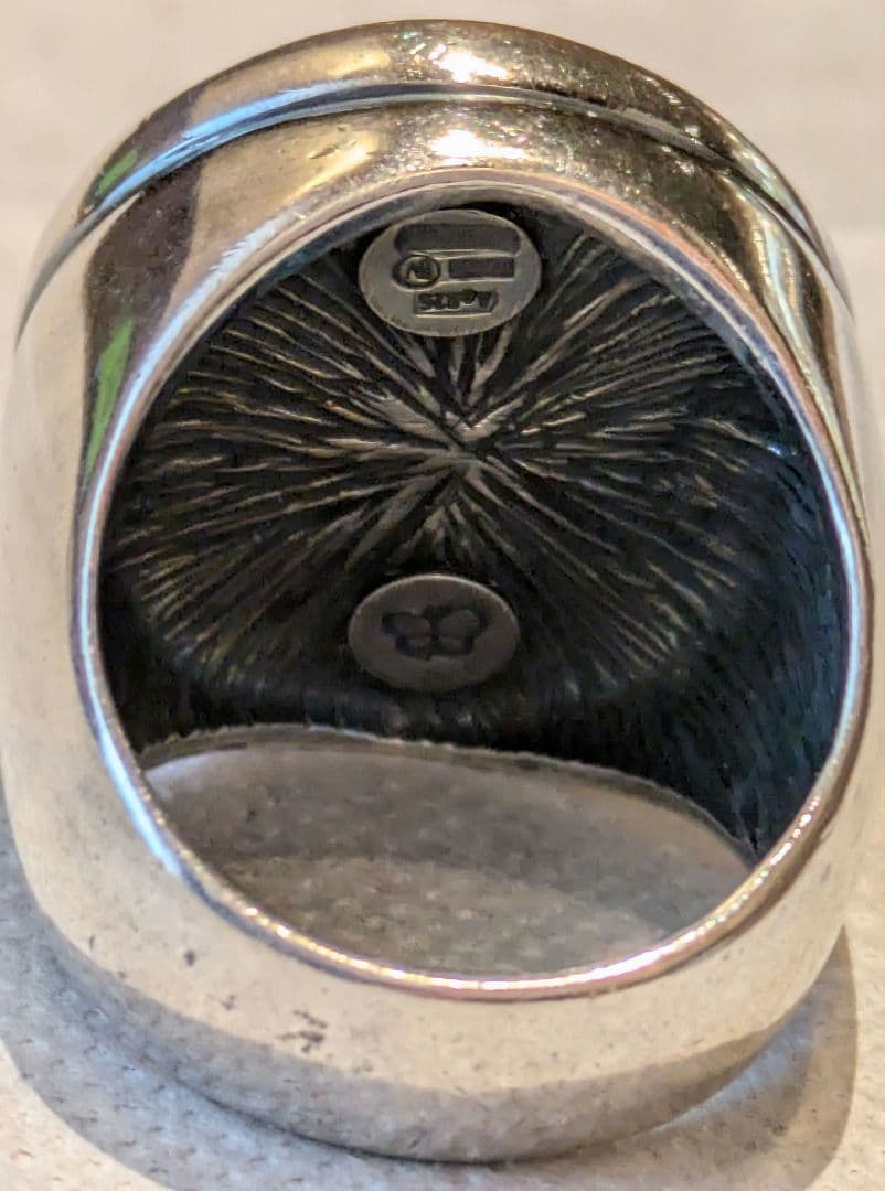 ボッテガヴェネタ:イントレチャートリング