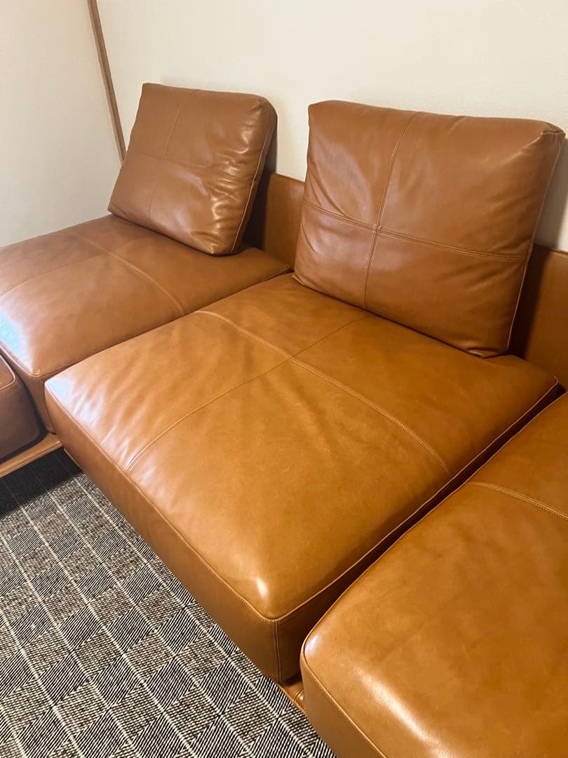 ブラウンレザー カウチソファ