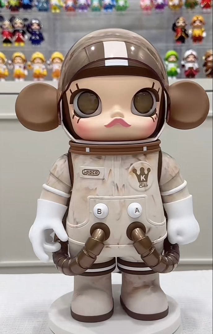 ポップマート MEGA SPACE MOLLY 400% MOCHA