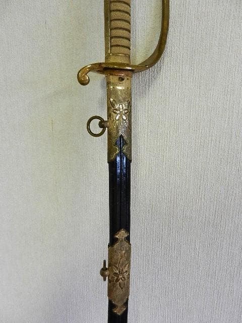 昭和初期の旧海軍士官儀礼用・指揮用サーベル型軍刀　長剣模造刀　全長８４．５㌢
