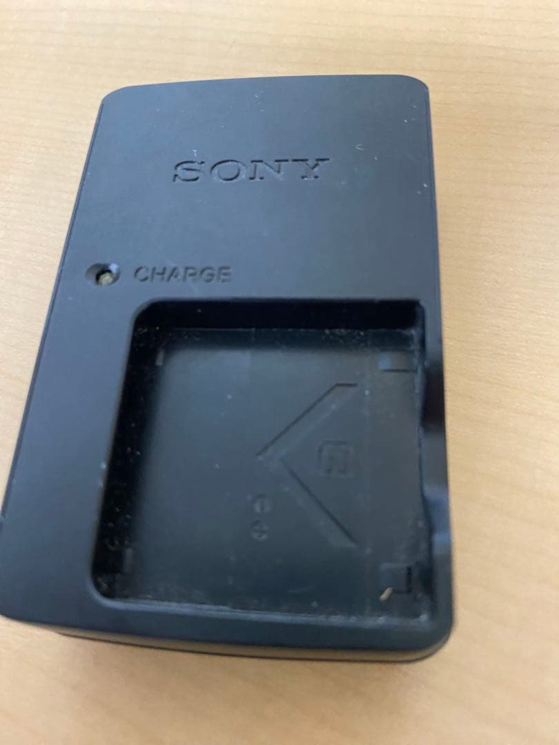 ソニー サイバーショット 紫 ピンク デジタルカメラdcs-wx5