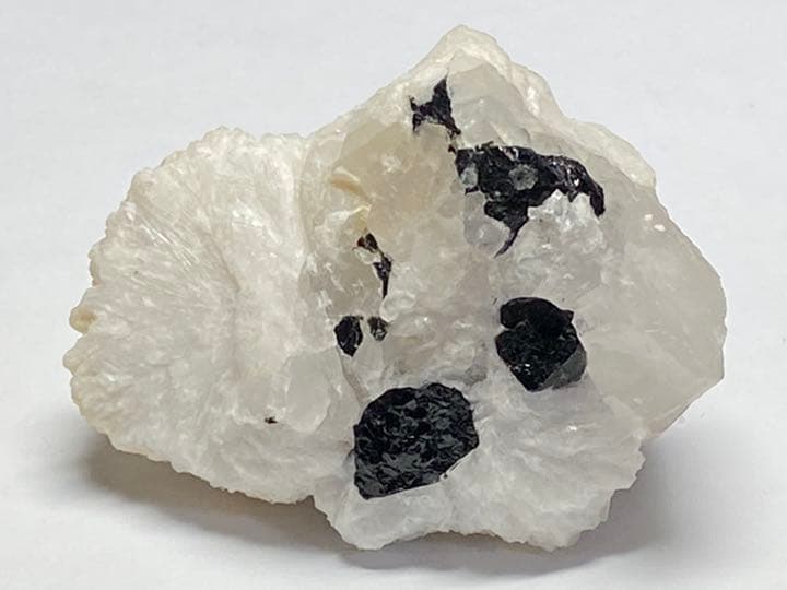 トルマリン　68g