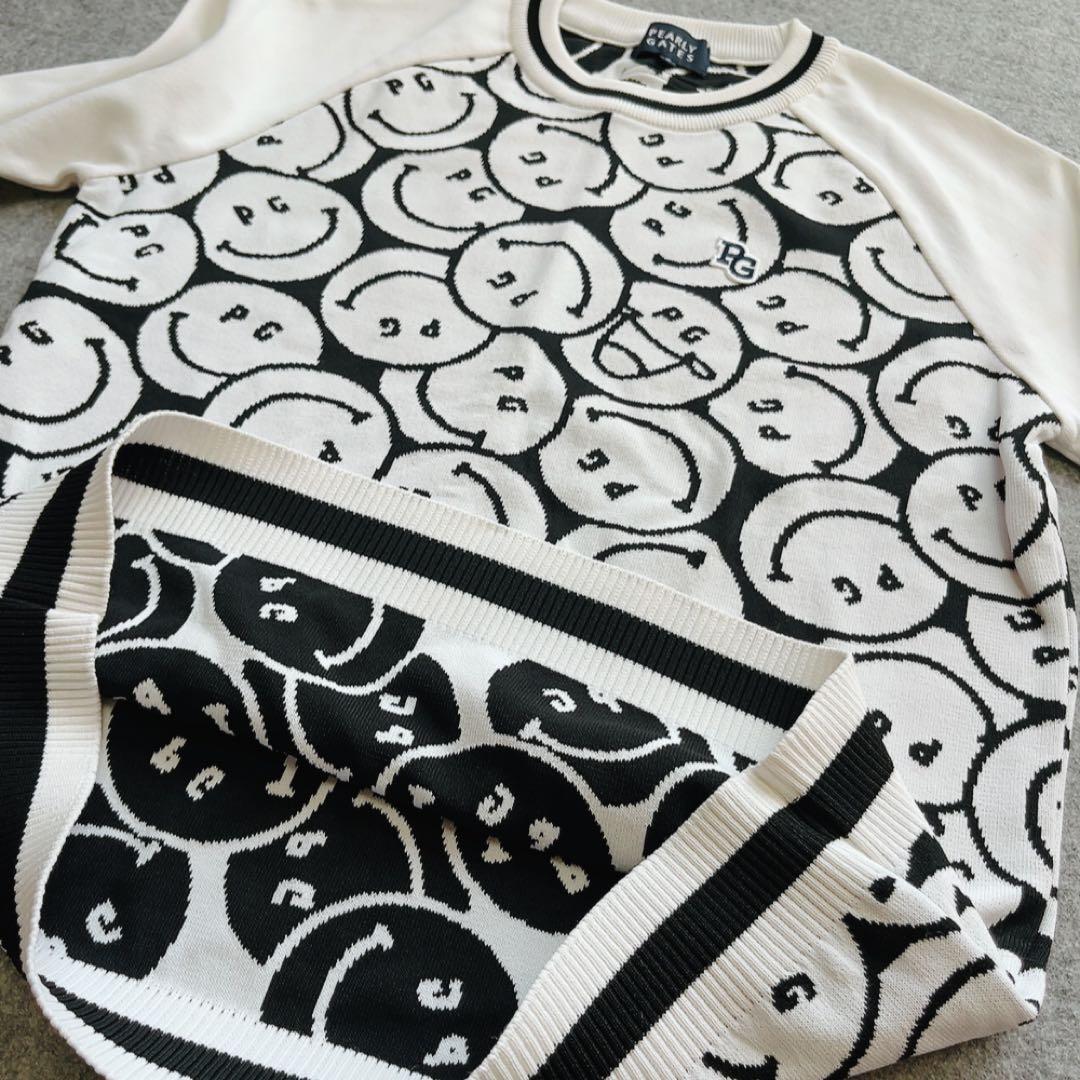 パーリーゲイツ　ニュースペーパー柄　スマイル　セットアップ スカート　バイザー