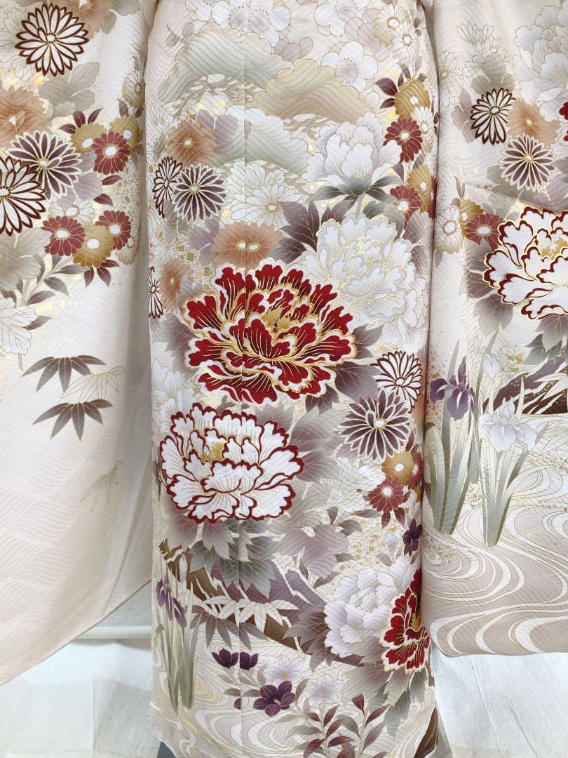 白古典地　上品な振袖のみ