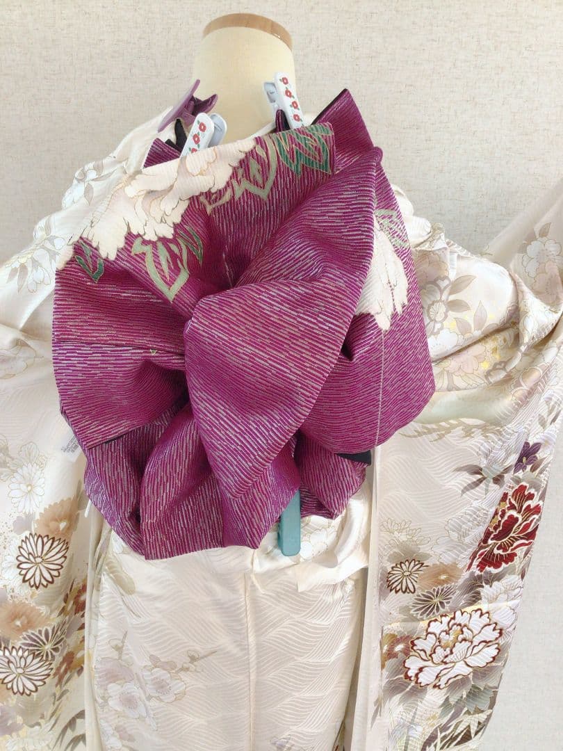 白古典地　上品な振袖のみ