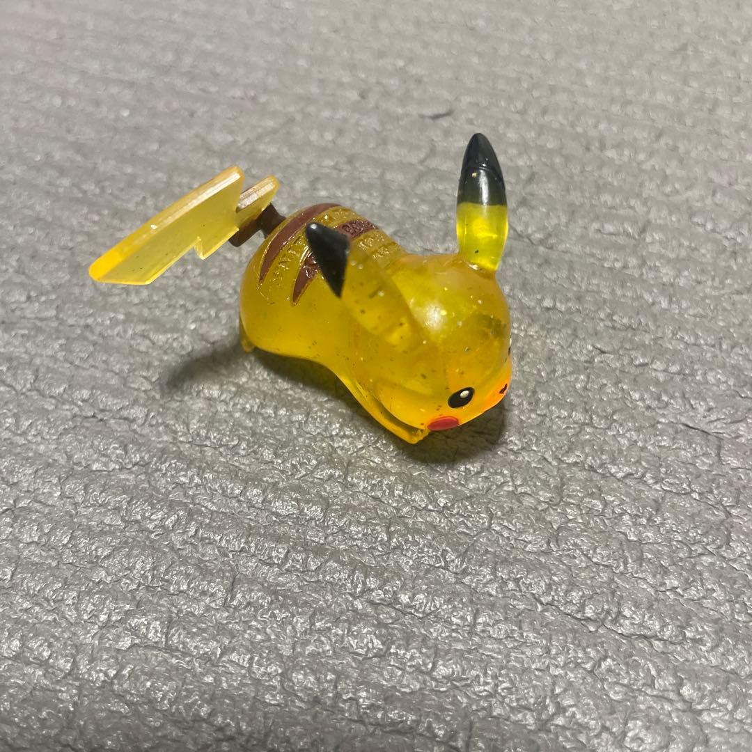 激レア　モンコレ　ピカチュウ　クリアラメ