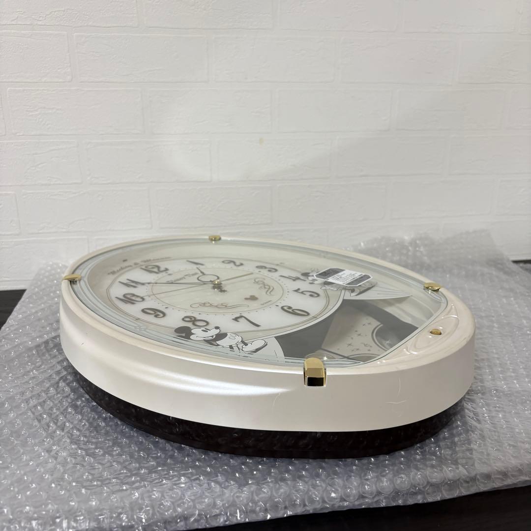 SEIKO ディズニー 電波掛時計 FW579W ミッキー&フレンズ セイコー