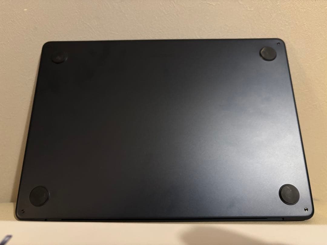 Apple MacBook Air M2 2022 13インチ8GB 256GB