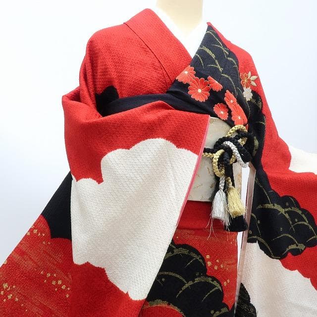 Y3496◇美品 正絹 総絞り 金駒刺繡 手縫い仕立て 成人式 振袖