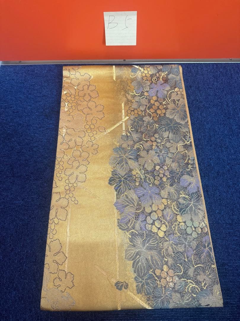 2660袋帯 古代彫金紋 西陣織 金糸　高級上質上品　約440cm 未使用