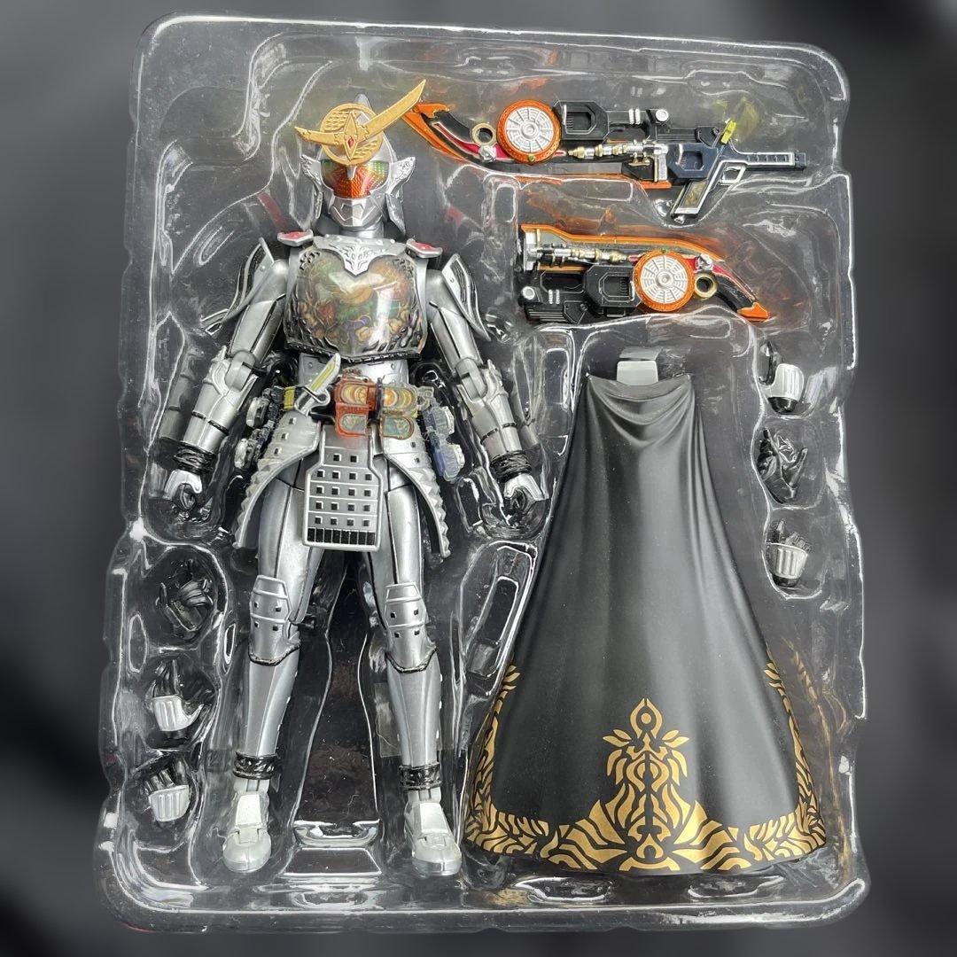 S.H.figuarts 仮面ライダー鎧武 極アームズ