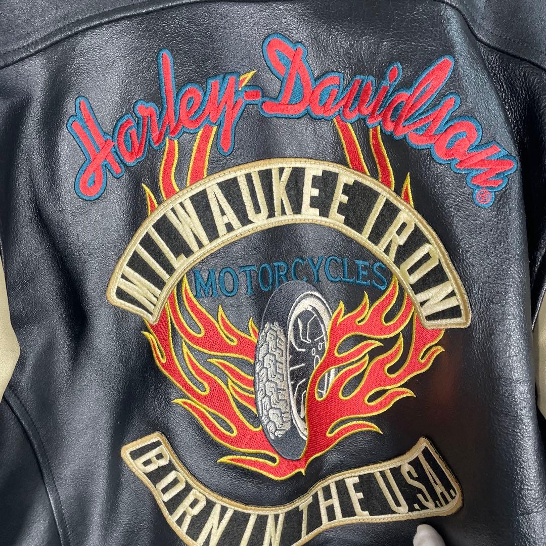 【希少】ハーレーダビッドソンレザージャケットシングルライダースヴィンテージ　刺繍