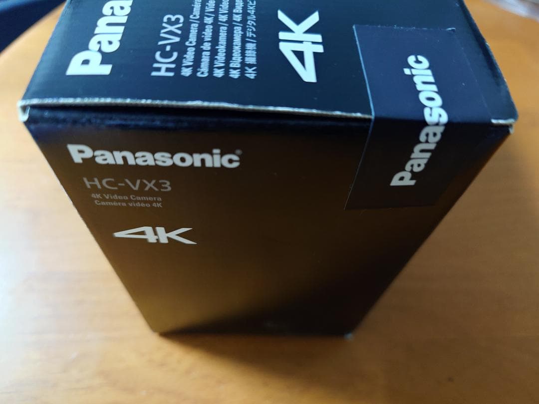 s*k様 Panasonic HC-VX3 4Kビデオカメラ(白) 未開封品