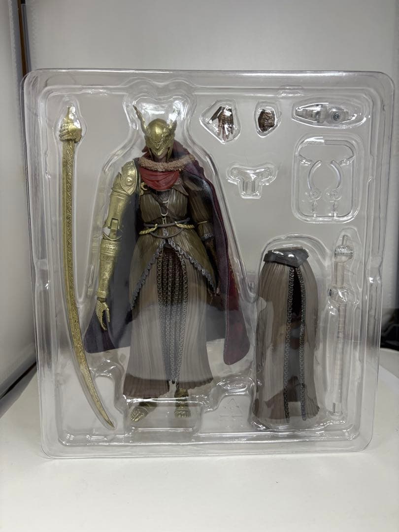 s.h.figuarts エルデンリング　ミケラの刃マレニア