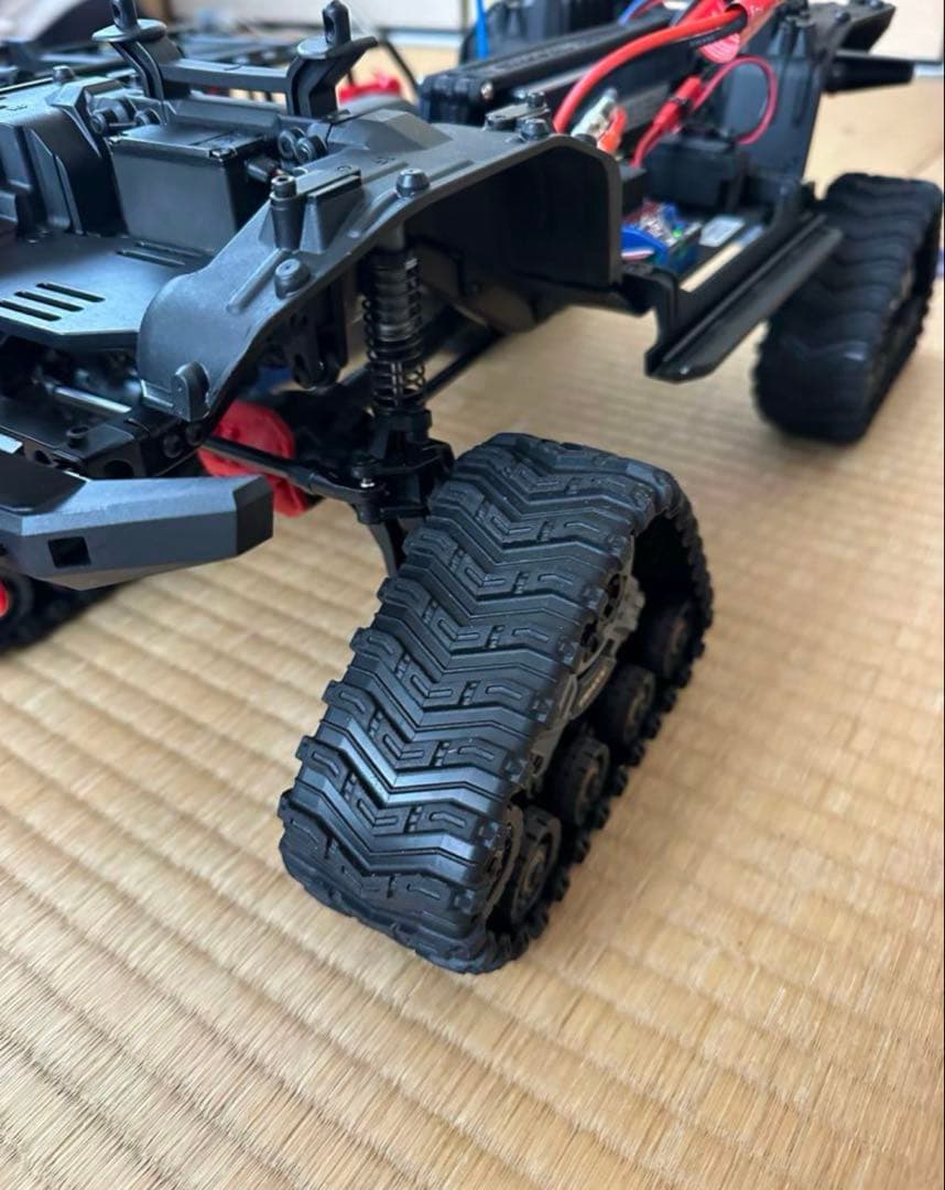 トラクサス　ラジコン