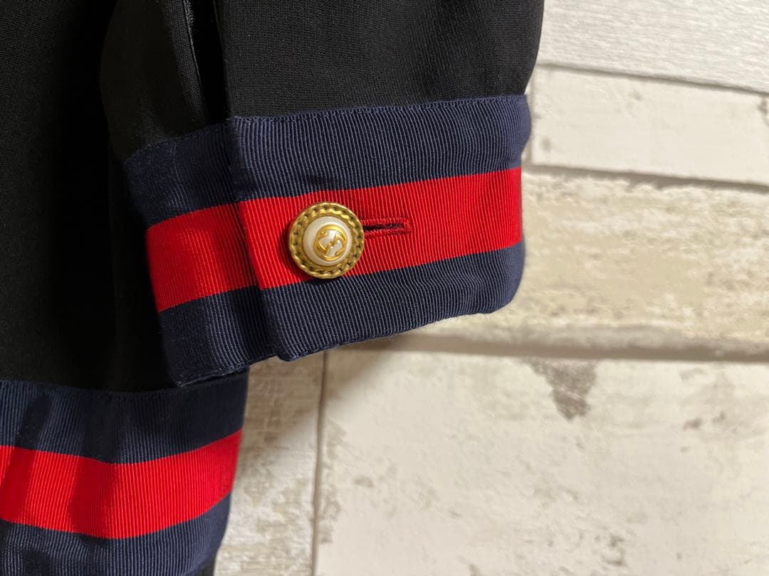 美品☆GUCCI　2019　膝丈ワンピース　シェリーライン　黒　赤　リボン　M