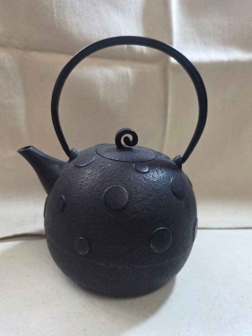 高橋大益　鉄瓶凸玉紋　鉄瓶　■美品■