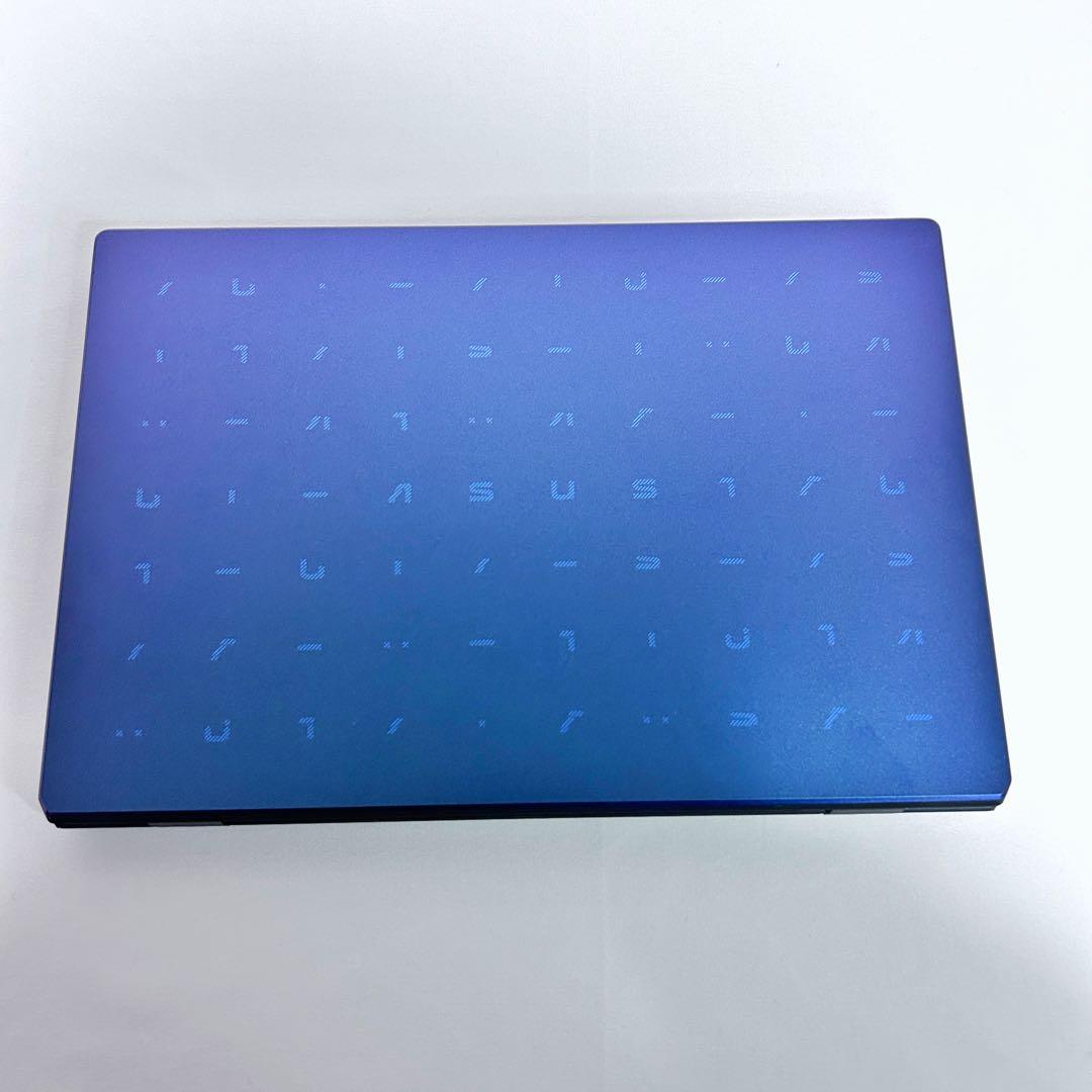 【美品】レアカラー｜ASUS ｜テンキー付きタッチパッド ｜2024年製｜SSD