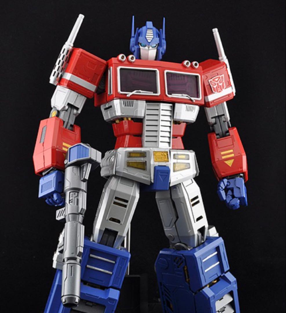 トランスフォーマー ULTIL UM-01 OPTIMUS PRIME