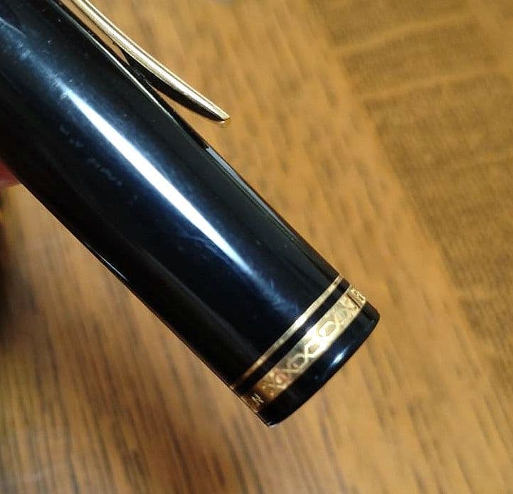 パイロット エラボー（ELABO） 万年筆 金色装飾 14K