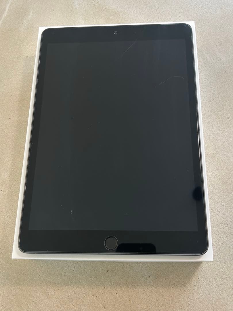 F*B様 iPad7 第7世代 本体 スペースグレイ