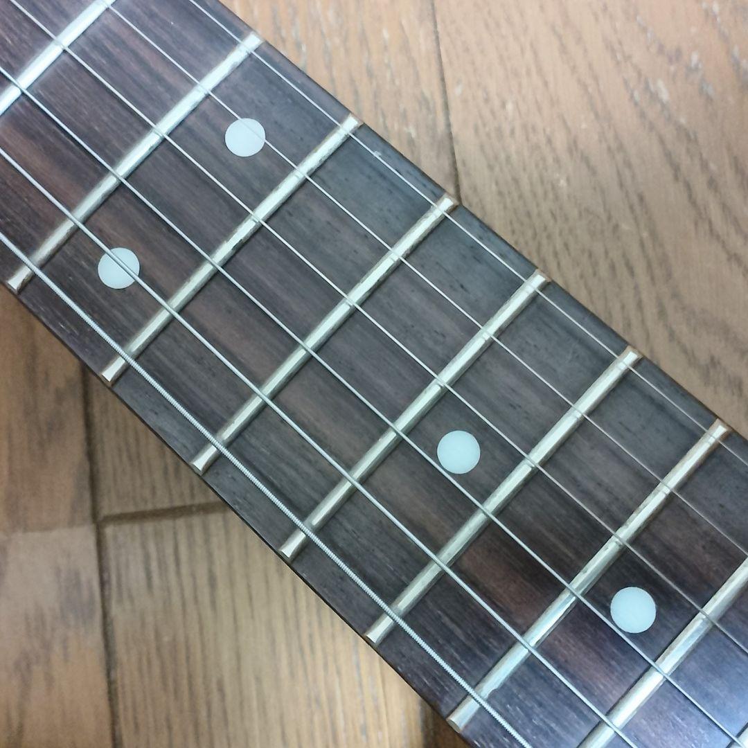 美品　BUSKER’S　ストラトキャスタータイプ　エレキギター