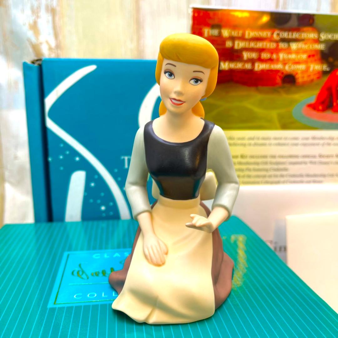 レア★WDCC シンデレラ Cinderella 陶器製 フィギュア