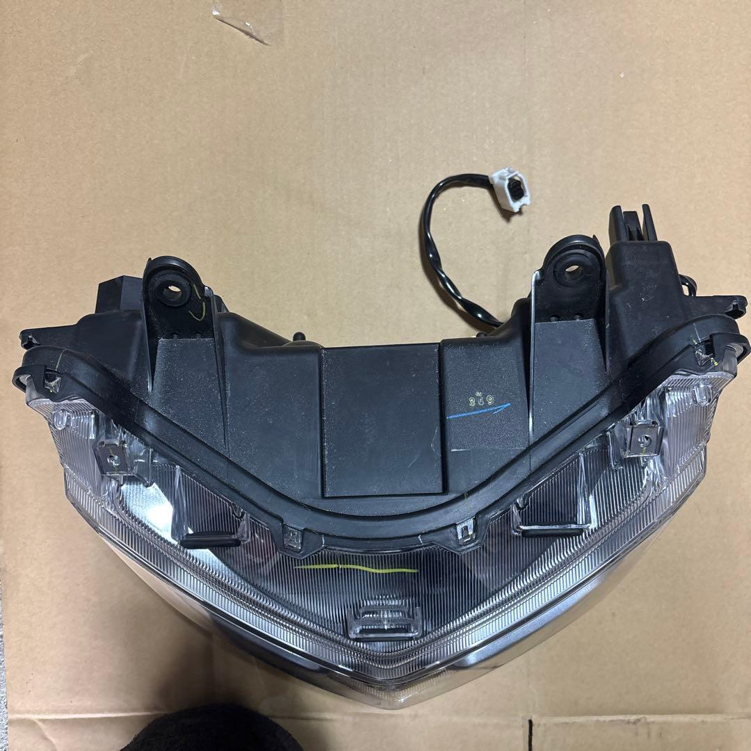 NMAX SED6J ヘッドライト　中古　傷有　純正　送料込み