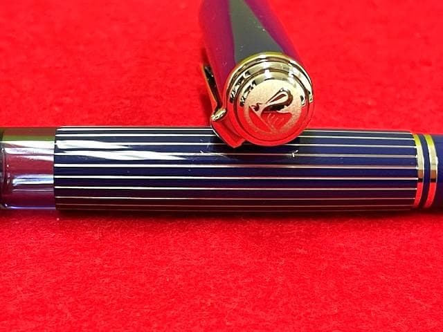 極美品 ペリカン M815 スーベレーン メタルストライプブルー EF 万年筆