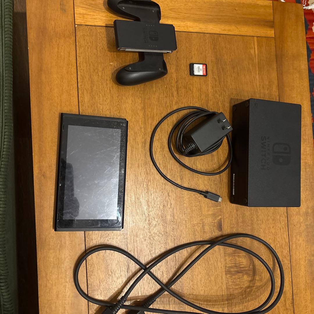 Nintendo Switch 本体 ブラックおまけFIFA23 ジョイコンなし