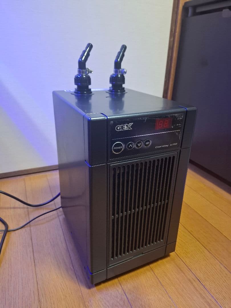 水槽用クーラーGEXクールウェイBK110