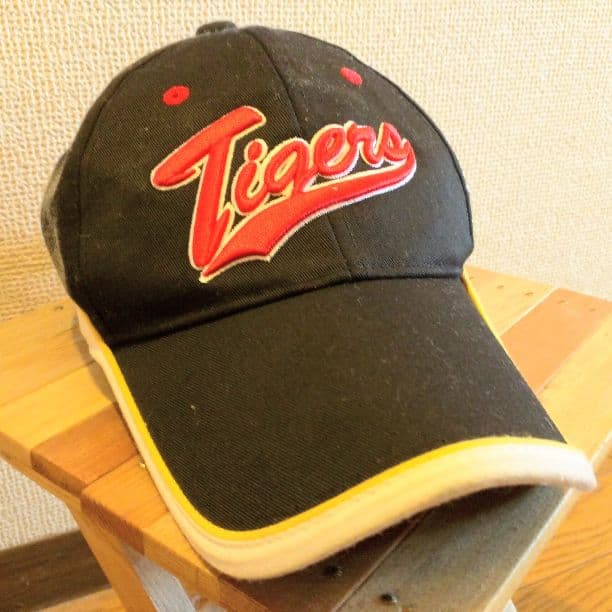 ★希少★　六甲おろし入り　(赤、ロゴマーク)阪神タイガース