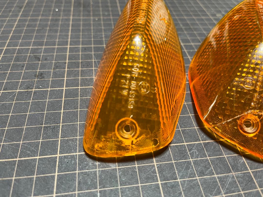 DUCATI PASO 750 ウインカーレンズ　ドゥカティ　パソ