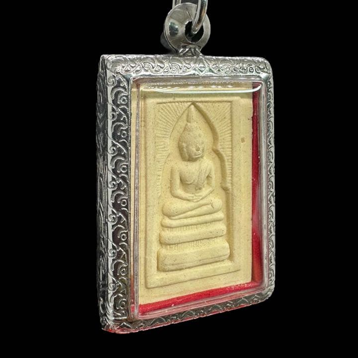 A34コシタラム寺院　チャイナート県の巨匠ルアンポークアイ師　プラクルアン