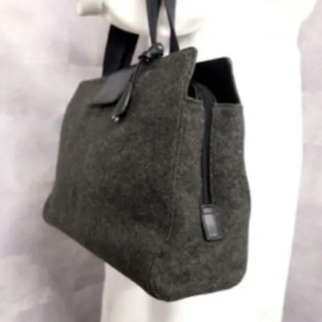 ♥*】様 超美品　PRADA プラダ　三角ロゴ　ウール カーフ レザー 本革　ハ