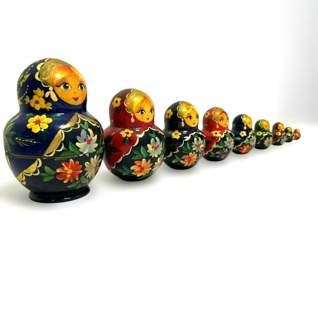 木製マトリョーシカ matryoshka