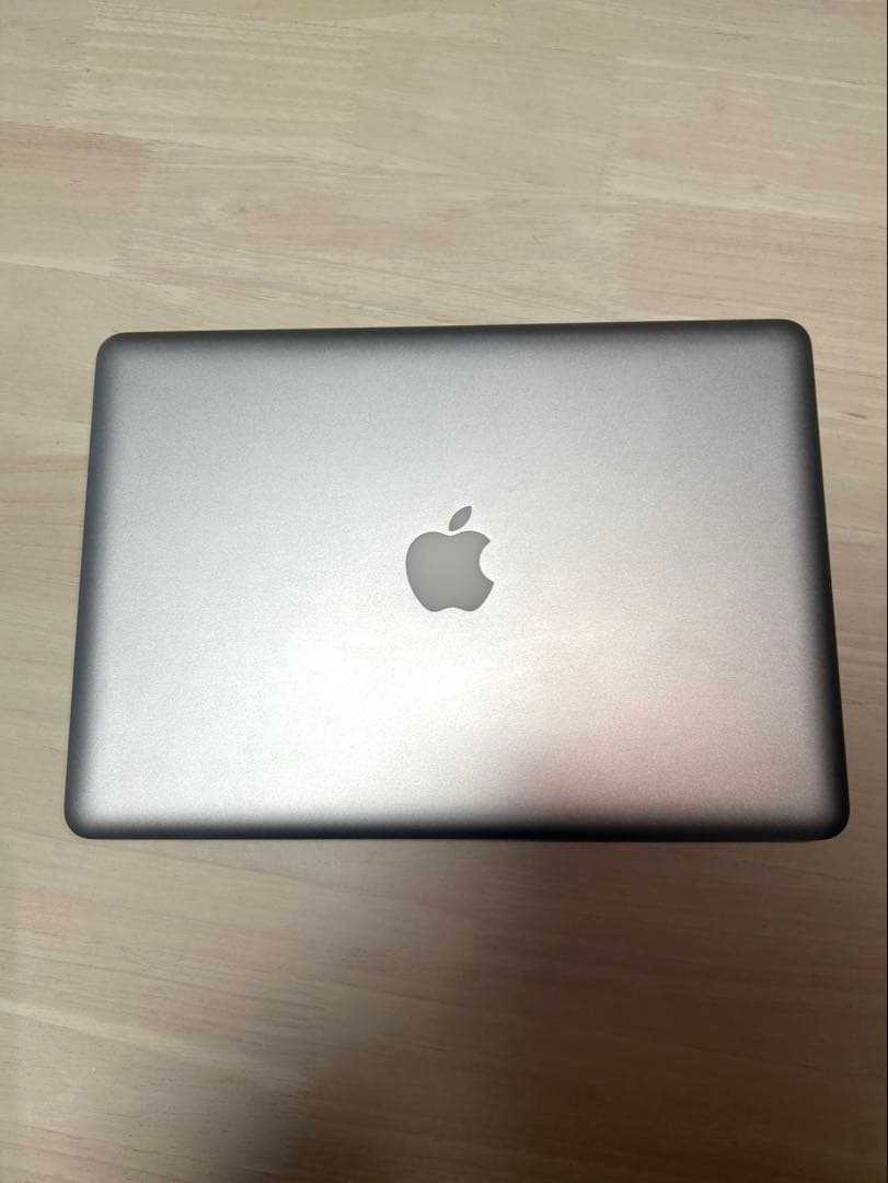 【値下げしました！ほぼ未使用/モデル要確認】MacBook Pro シルバー