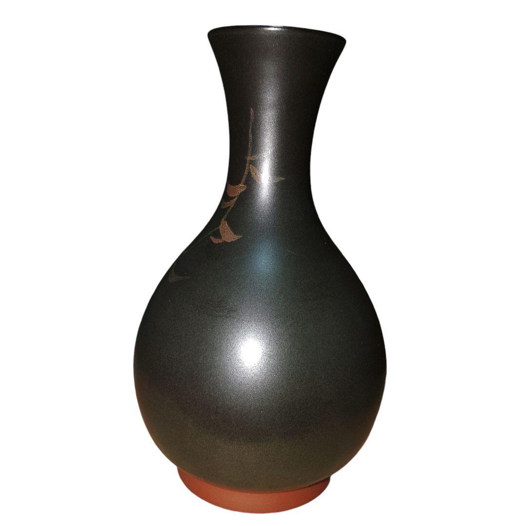 佐渡無名異焼　人間国宝　伊藤赤水　草花文花瓶