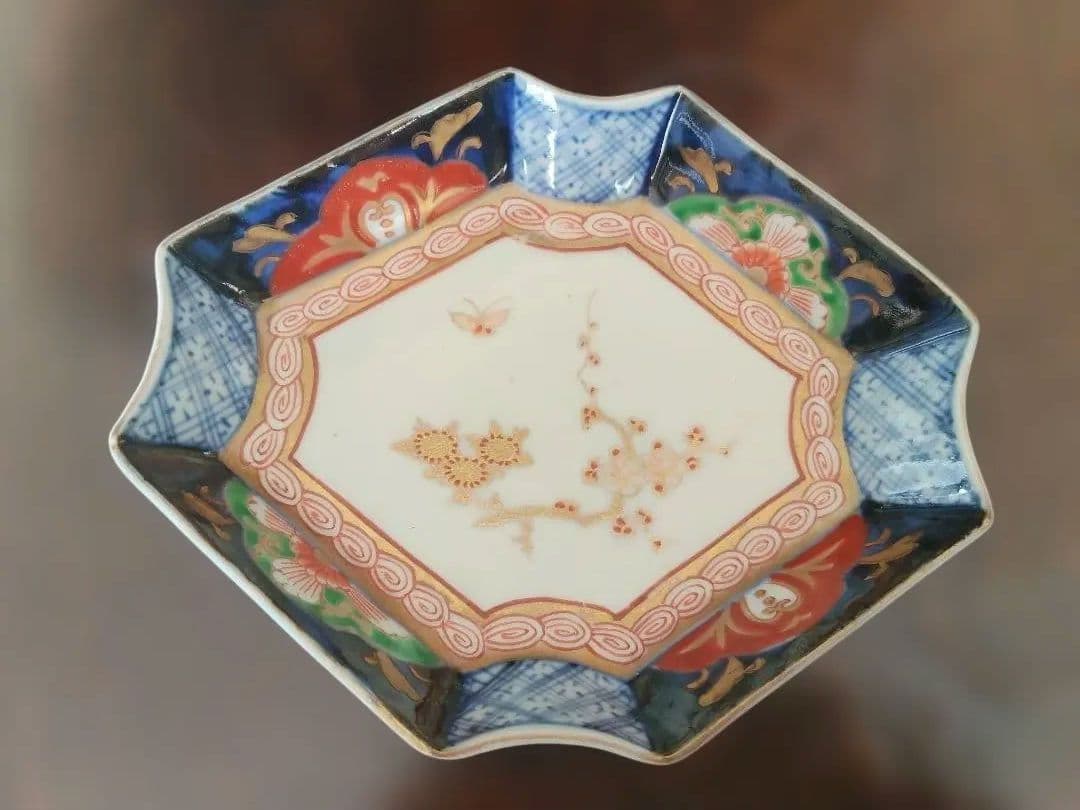 八角形の花柄皿、古い皿
