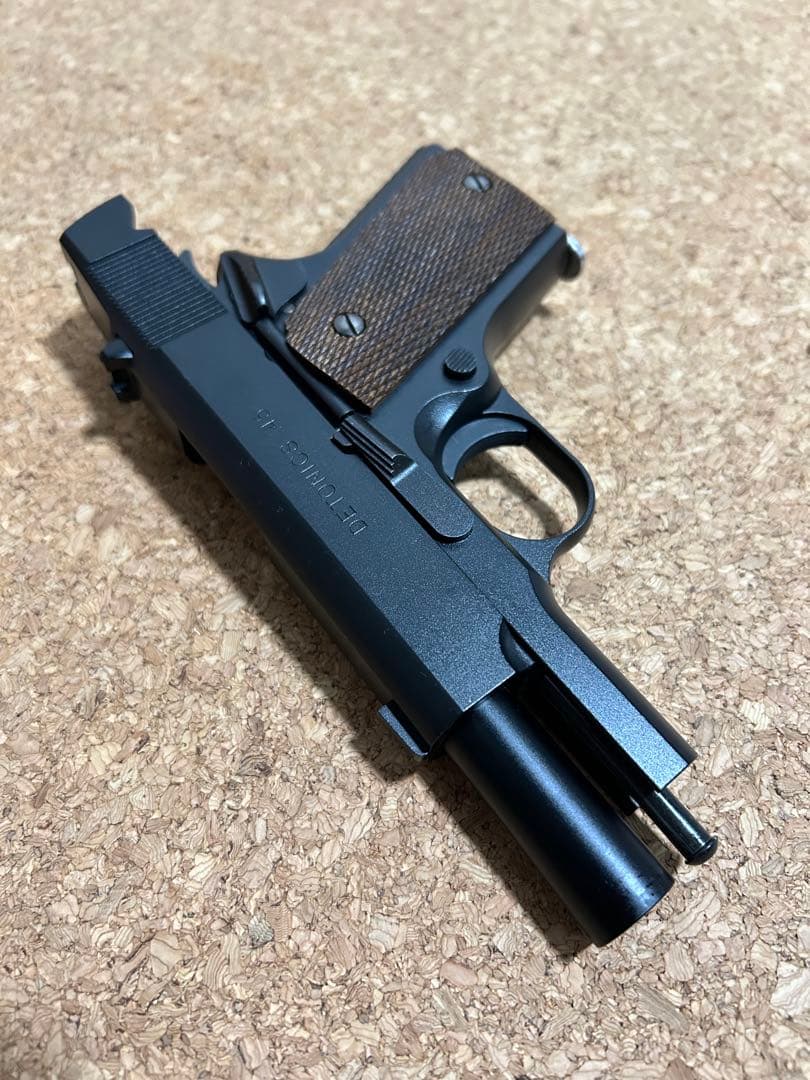 オールブラック仕様　デトニクス45 東京マルイ　木製グリップ　ガスガン