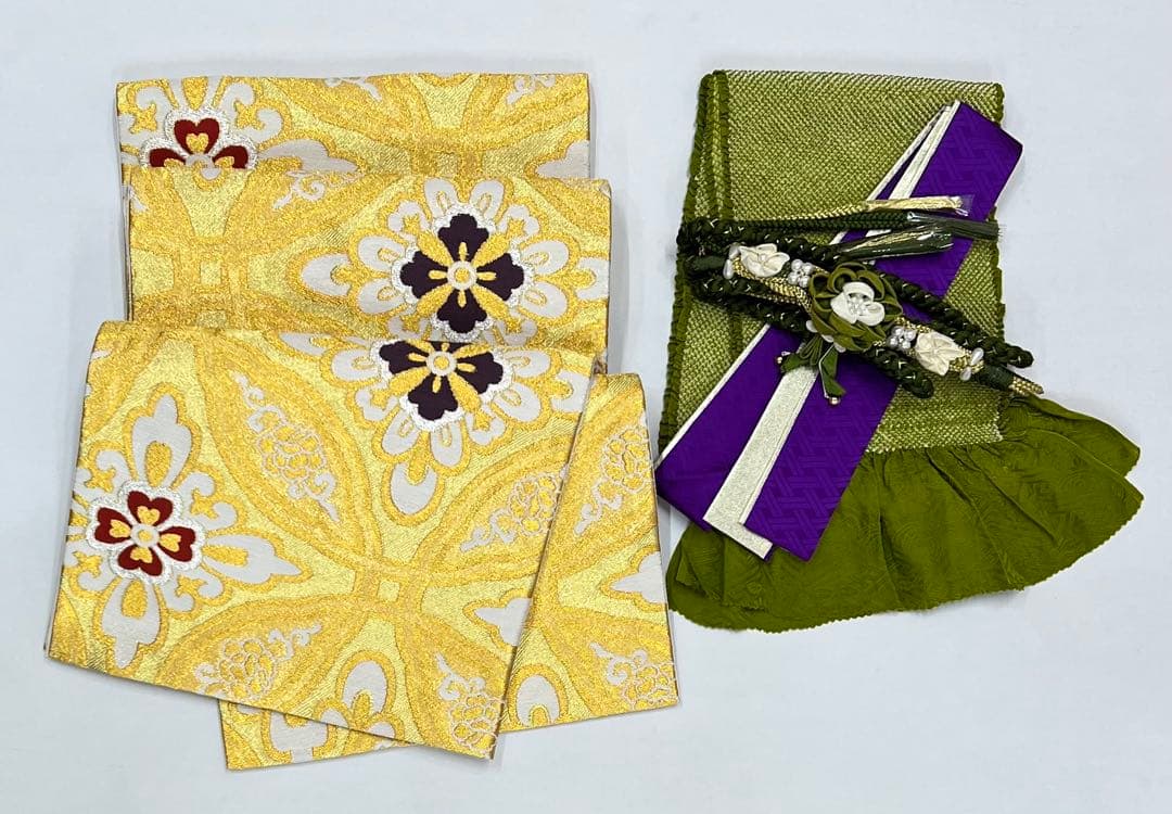 豪華総絞り　本加工　振り袖　フルセット　長襦袢　金彩　刺繍　成人式　振袖　596