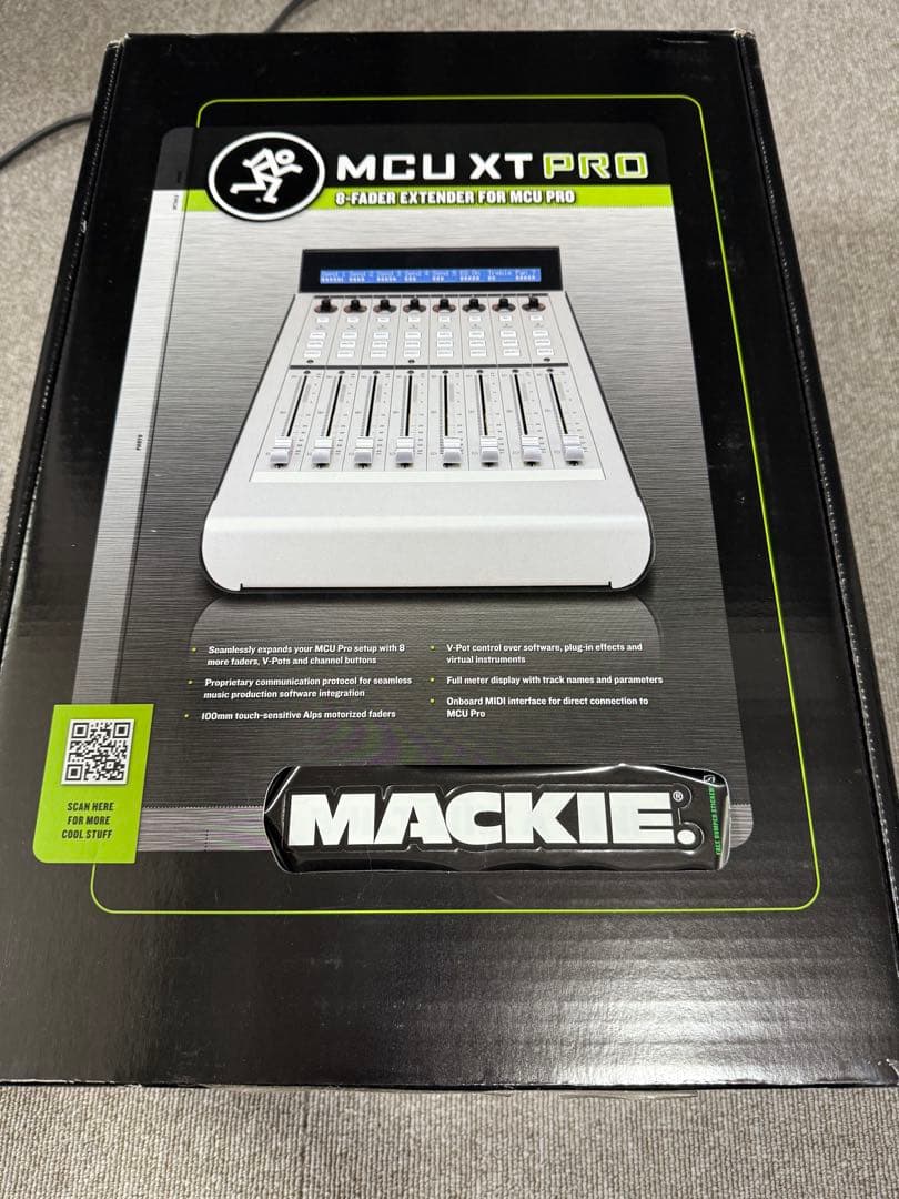 MACKIE MCU XT Pro DAWコントロールサーフェス