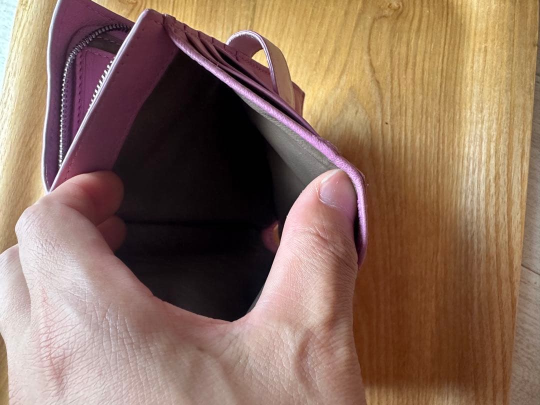 ボッテガヴェネタ　二つ折り財布　レザー