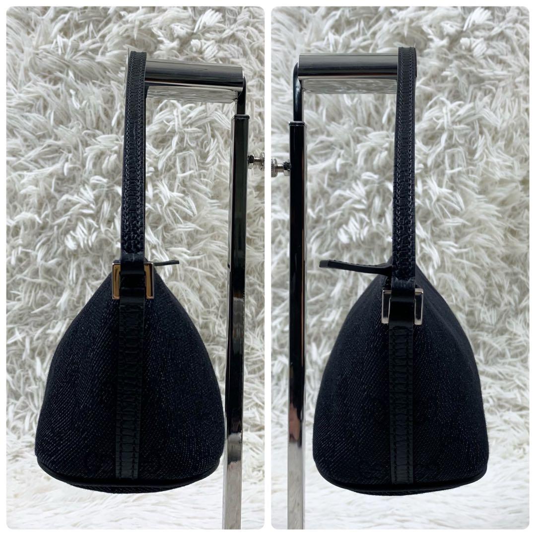 【✨極美品✨】 グッチ アクセサリーポーチ GGキャンバス ブラック