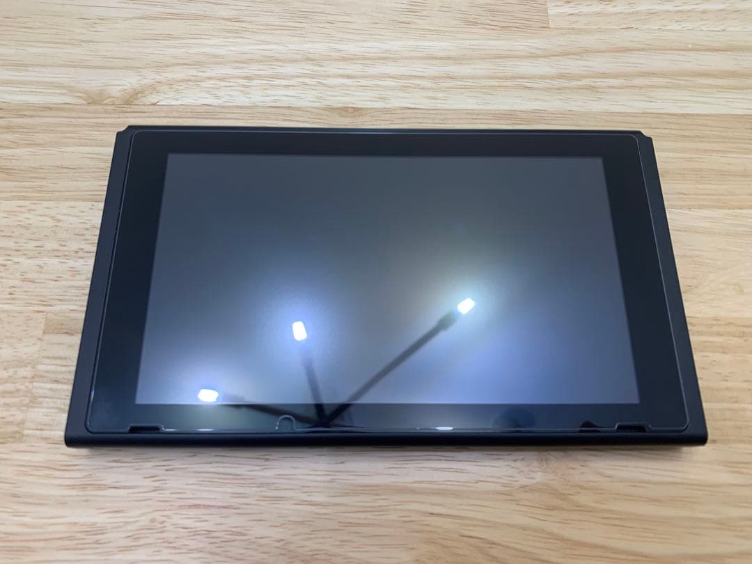 【美品】Switch 2023年製 本体のみ(おまけ付き)