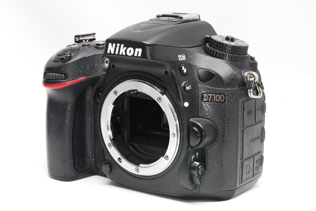 ✨️ Nikon D7100 ✨️ ハイアマチュア 超望遠レンズ 高速連写