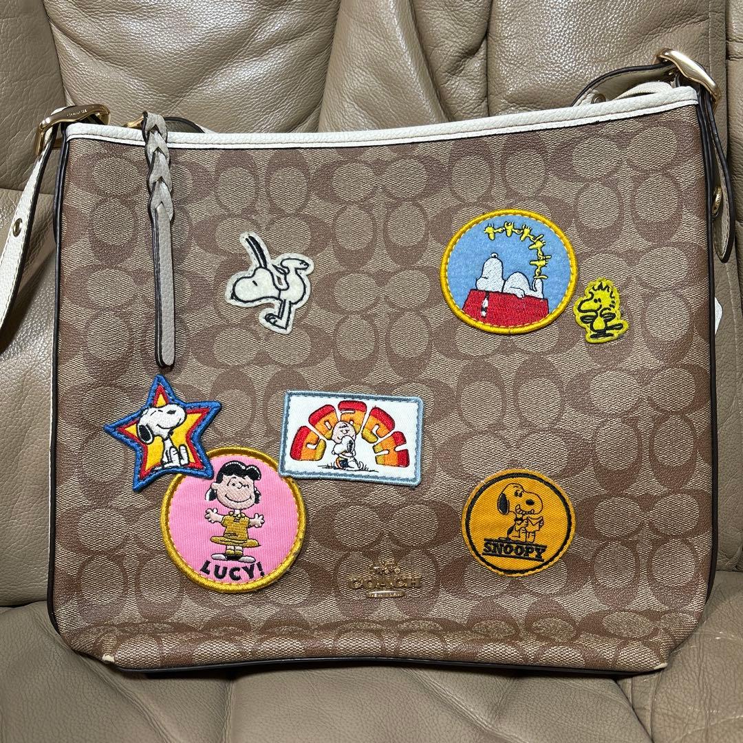 COACH スヌーピー ショルダーバッグ 2021年コラボ